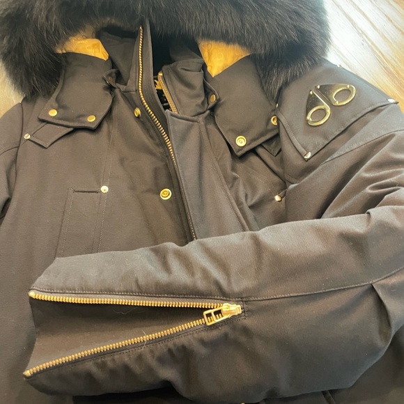 Moose Knuckles
OriGinal NeoShear Stirling Parka - Men's LARGE - Picture 6 of 8